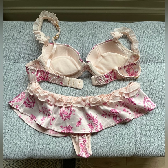 HOT! Victoria Secret SEXY LITTLE THINGS satin MERMAID ruffled bra 34B & PANTY - Picture 4 of 13